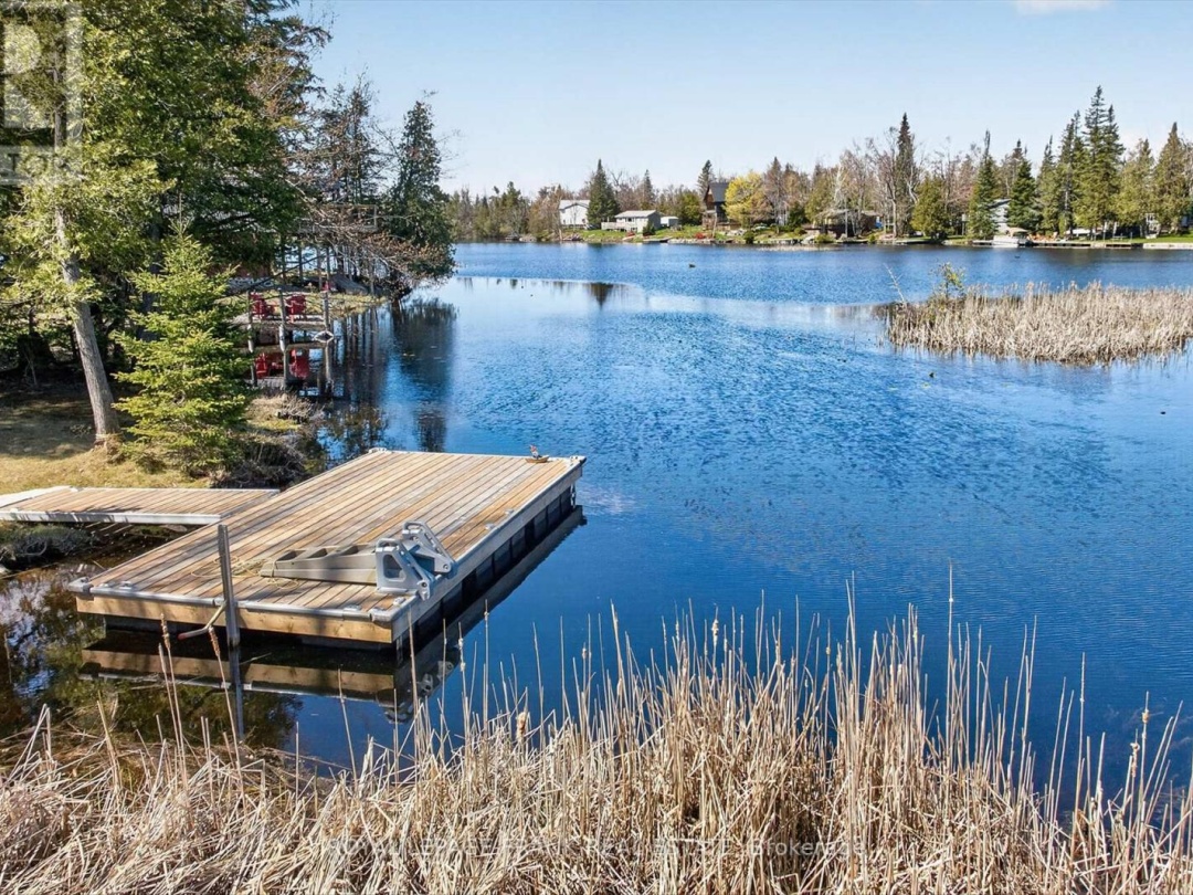 42 SUNSET COURT, Little Bald Lake