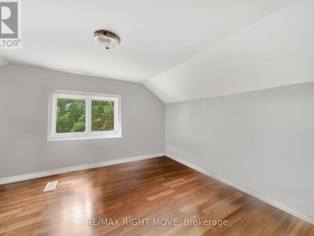 2639 EGO SIDE ROAD, 