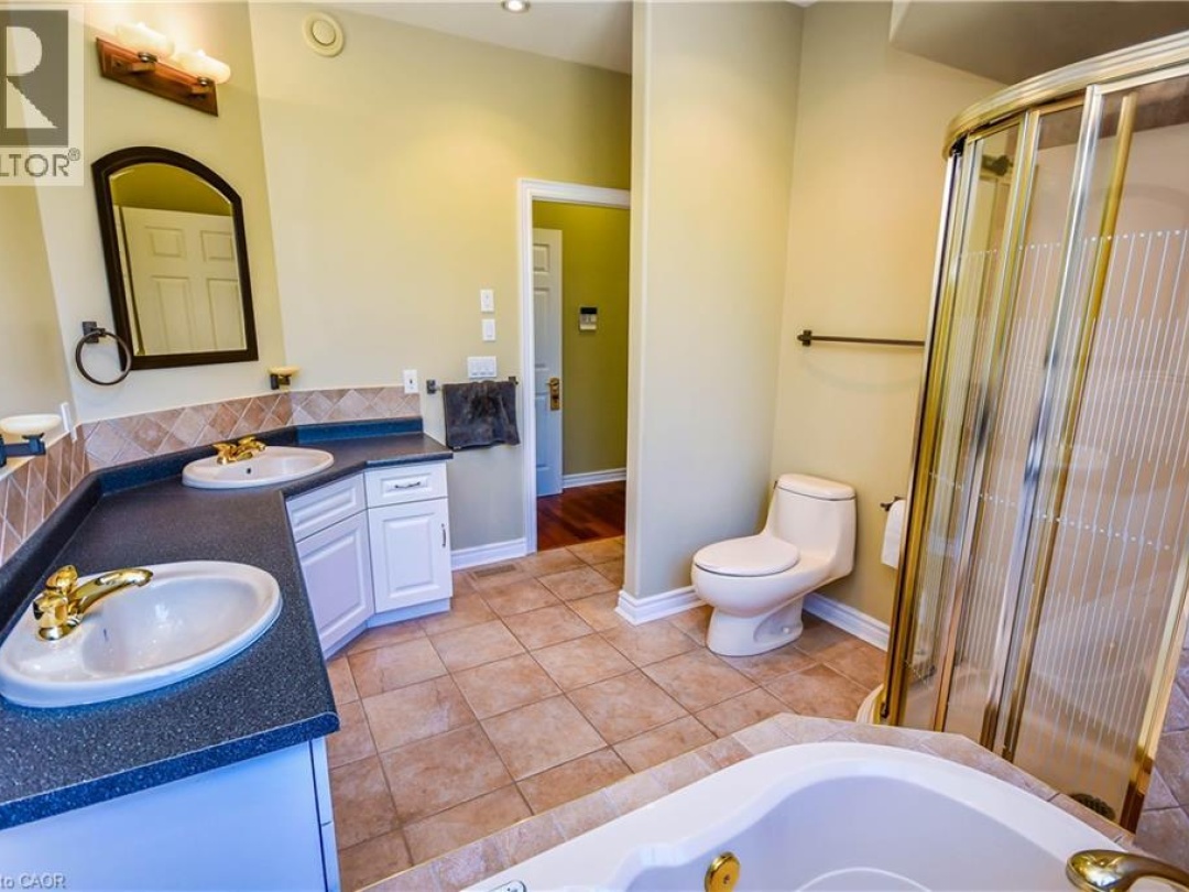 3040 TOWNLINE Road, 