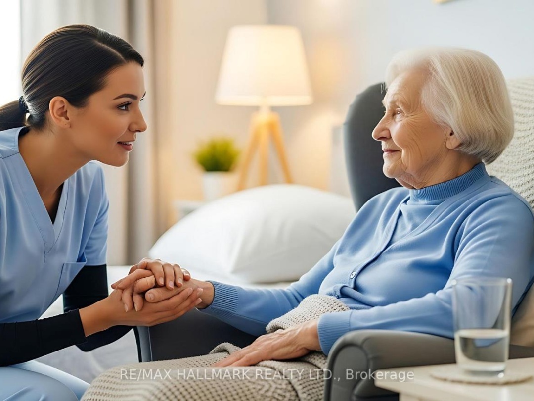 327 OLD MUSKOKA ROAD, 