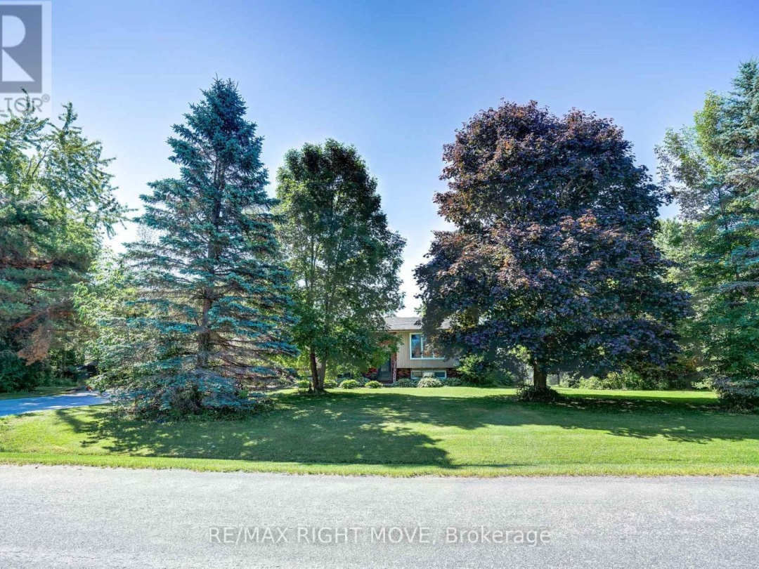 2268 THOMSON CRESCENT, 