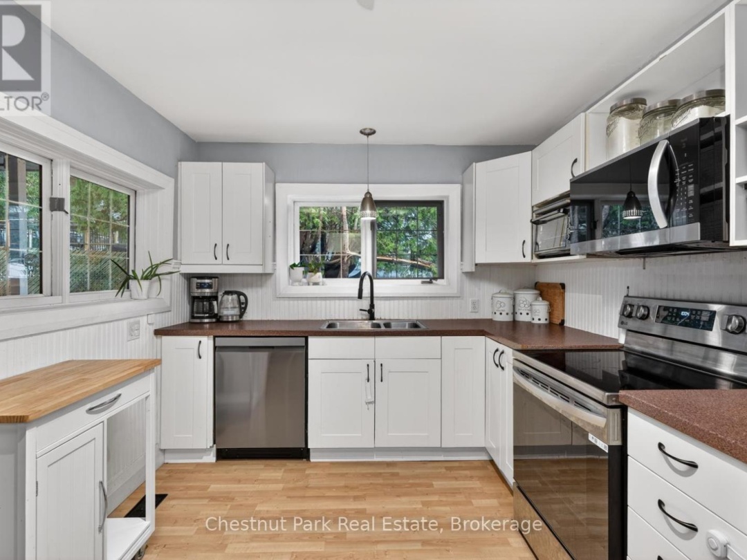 3 CORA STREET E, Huntsville (Chaffey)