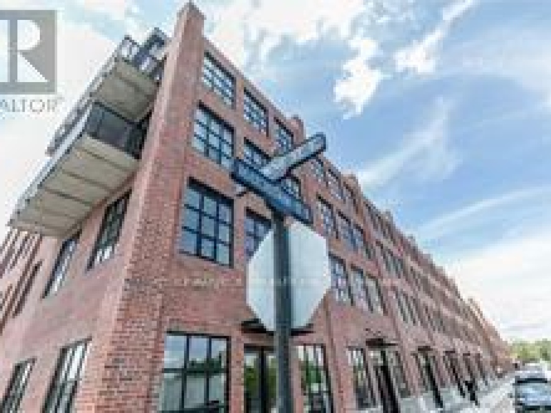 102 - 21 MATCHEDASH STREET S, Orillia