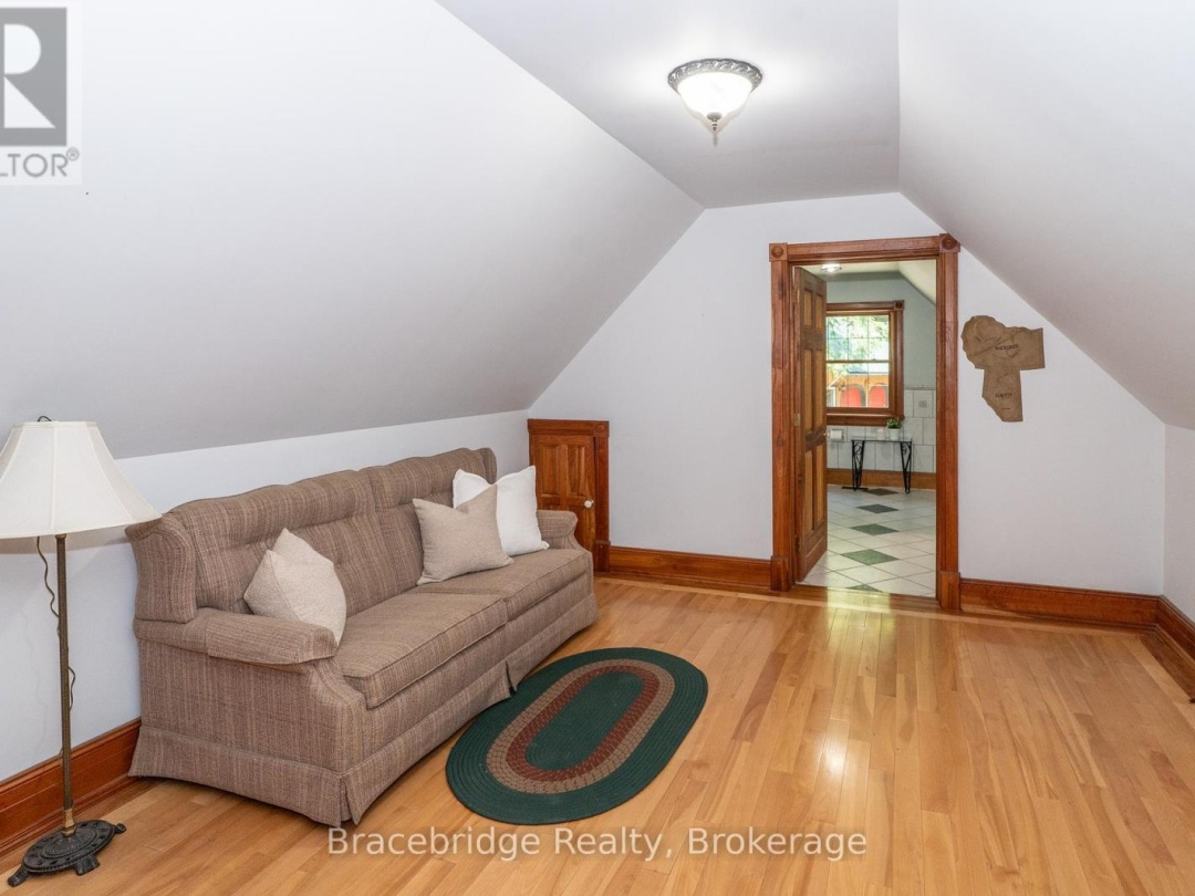 1568 MILNE ROAD, 
