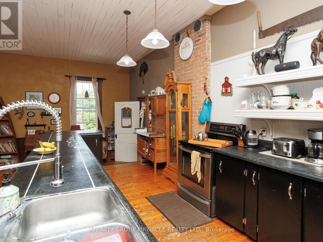 254 Lorneville Road, Kawartha Lakes (Eldon)