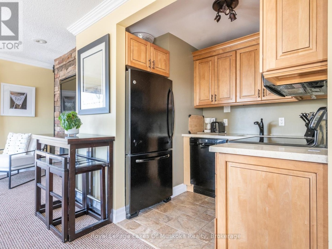 301 - 29 TENNISVIEW DRIVE, 