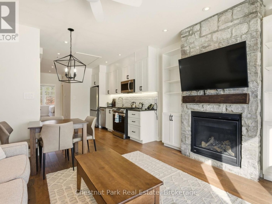 1869 MUSKOKA RD 118 WEST ROAD, 