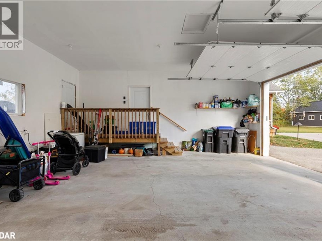 3387 WAINMAN Line, 