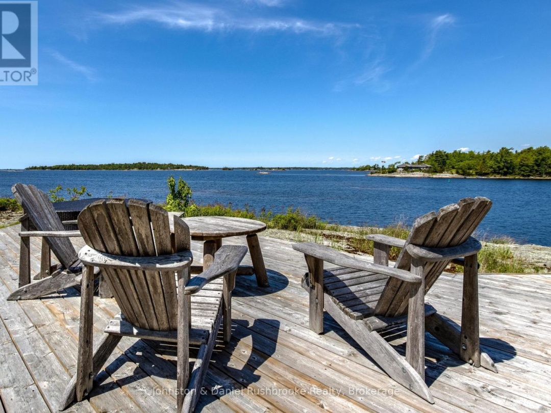 2 ISLAND 1210, Georgian Bay
