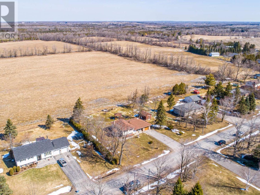49 CRESSWELL ROAD E, Kawartha Lakes (Mariposa)