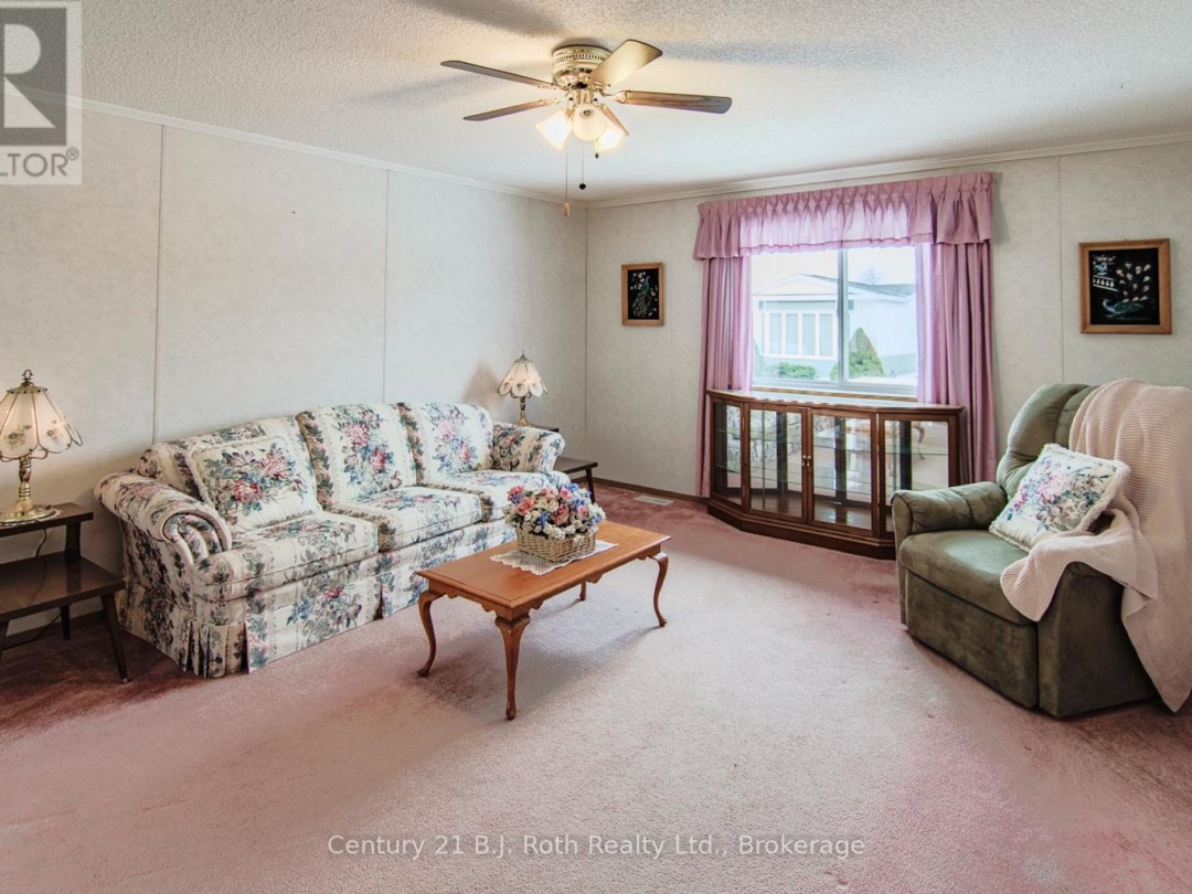 4106 LYNN STREET, Severn