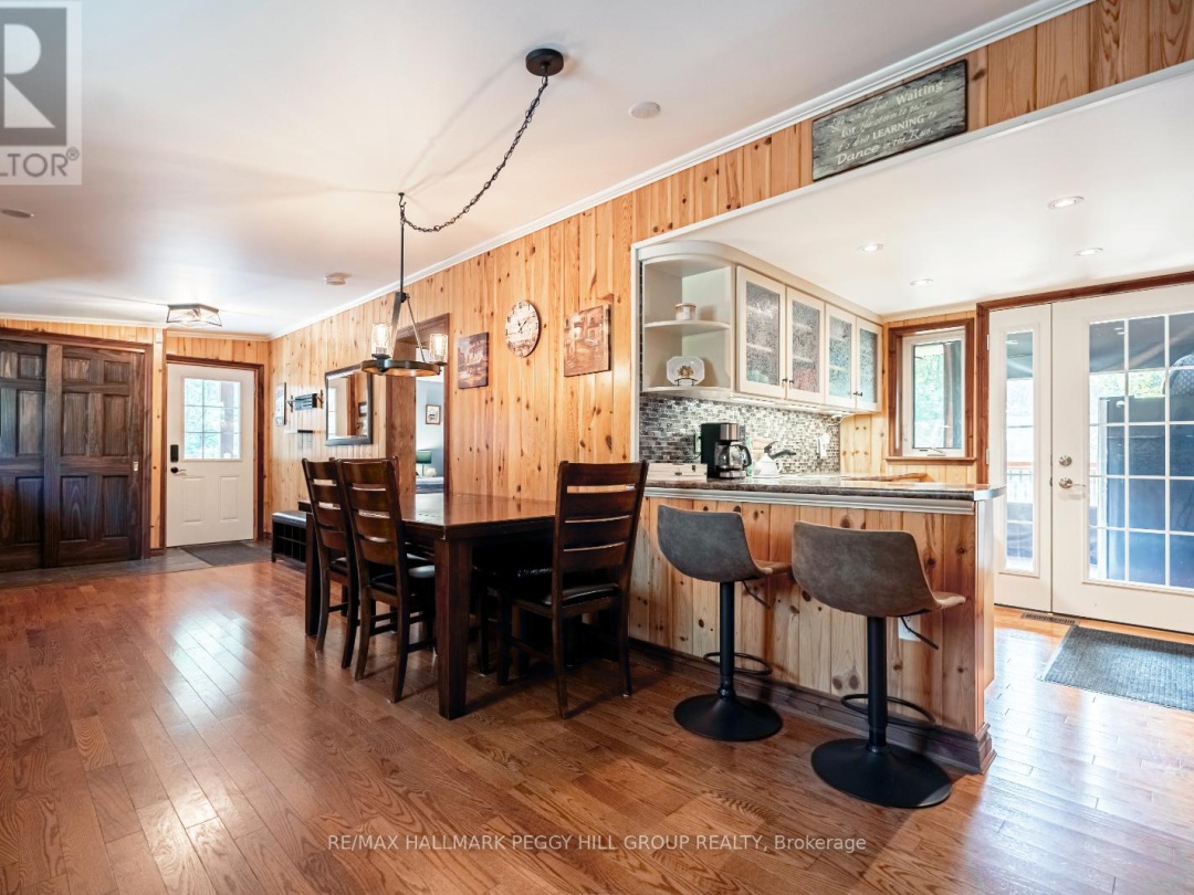 1023 Sophers Landing Road, Gravenhurst