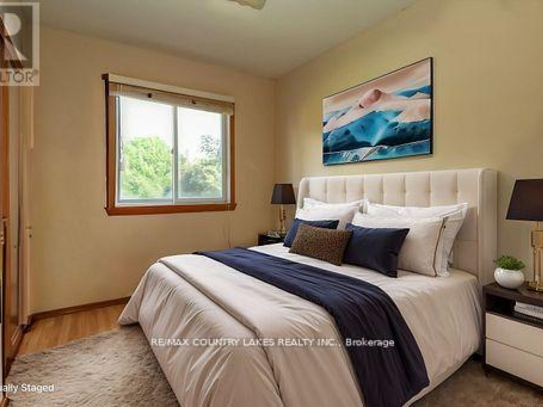 586 ROHALLION ROAD, Canal Lake