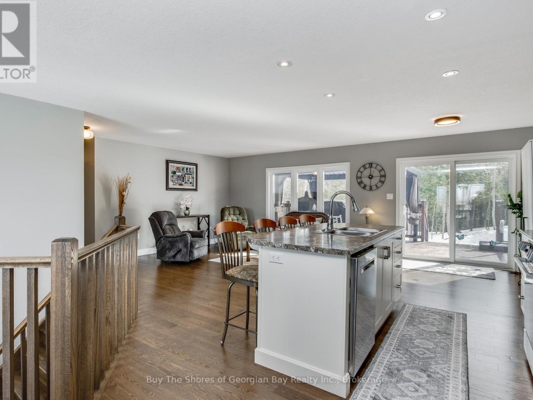 11 RALPH DALTON BOULEVARD, Tay (Victoria Harbour)