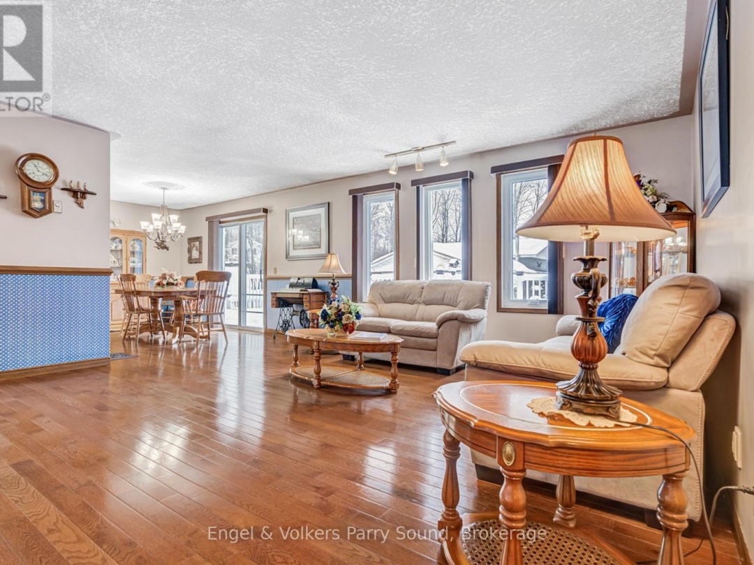 3 SQUIRREL AVENUE, McDougall