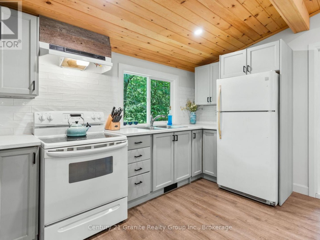 10979 HIGHWAY 118, 