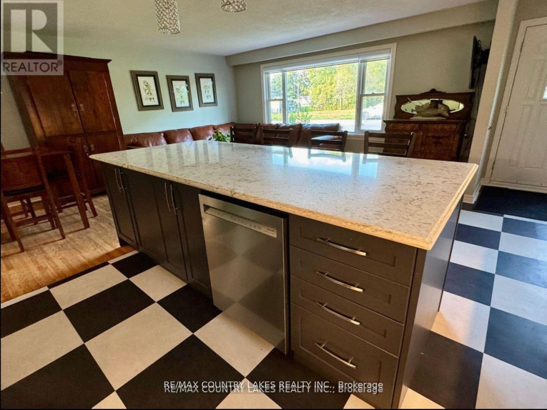 59 THIRD STREET, Lake Simcoe