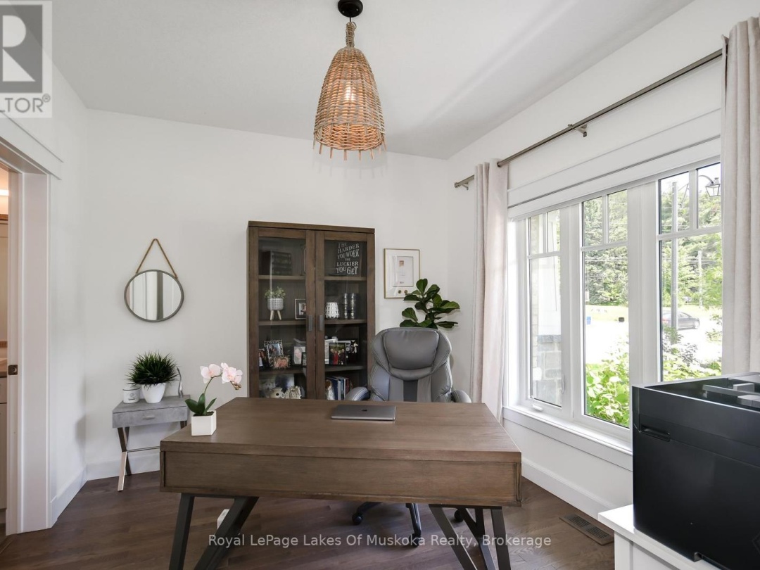75 SELKIRK DRIVE, Huntsville (Chaffey)