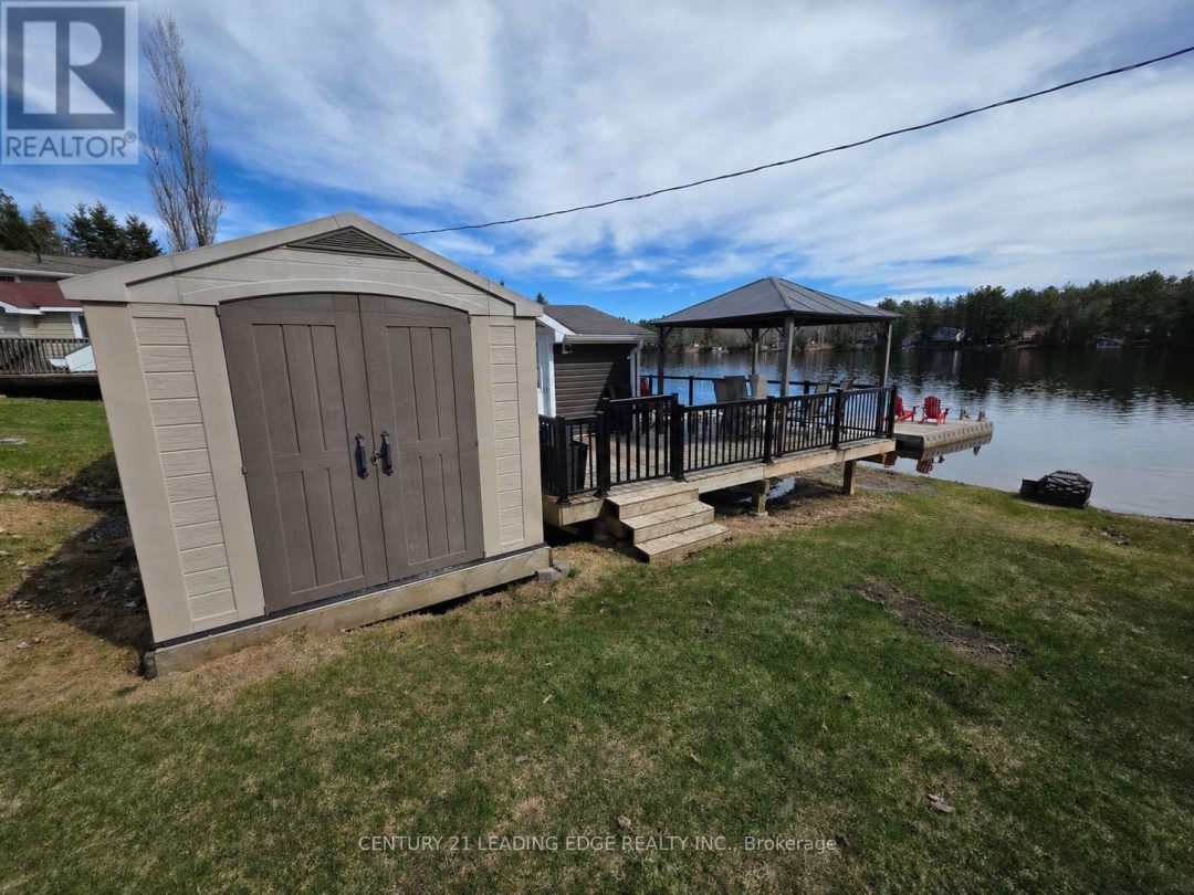 24 - 1043 LOBO DRIVE, South Lake