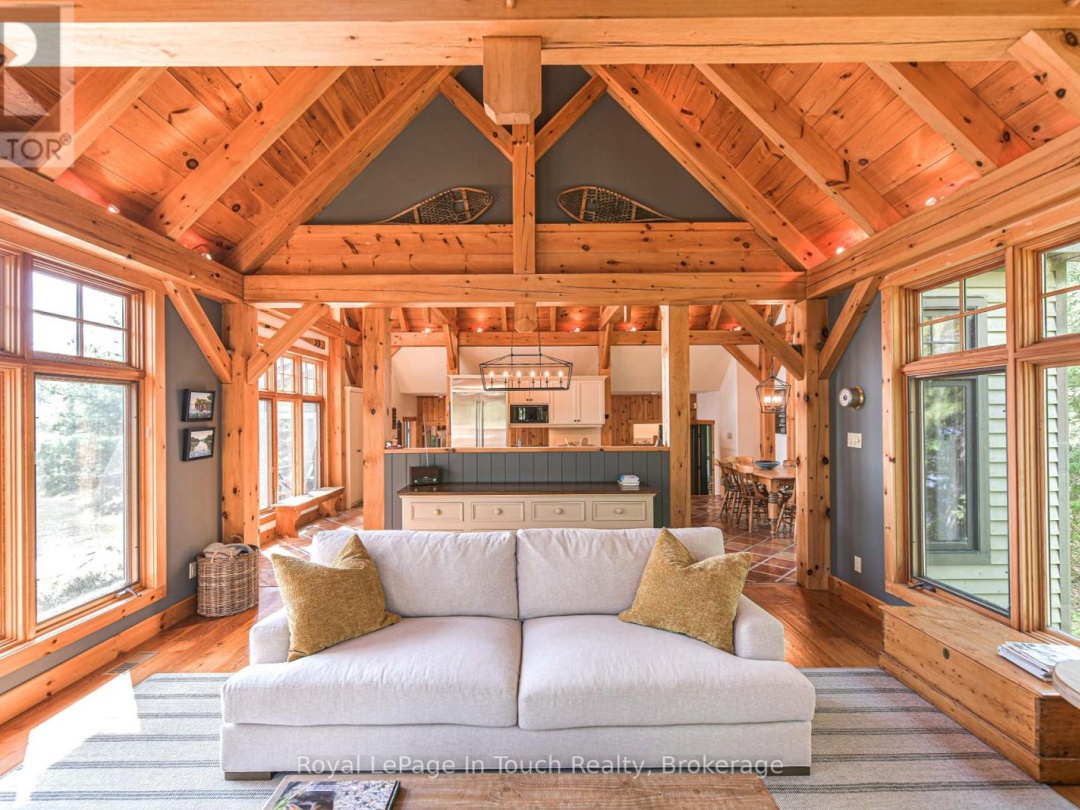 4 IS 2075 ARTHUR ISLAND, GEORGIAN BAY, 