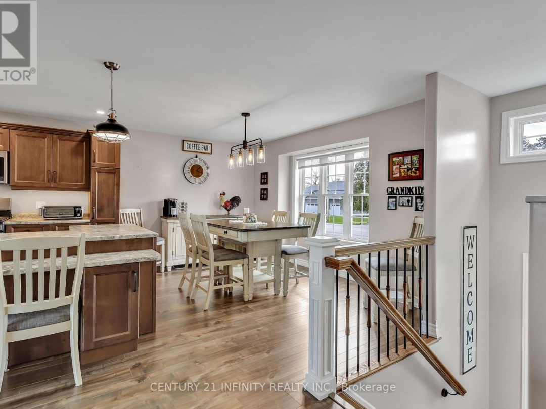 240 Burnt River Road, Kawartha Lakes (Somerville)