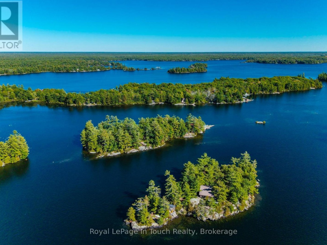 2 IS 190 ISLAND, Six Mile Lake