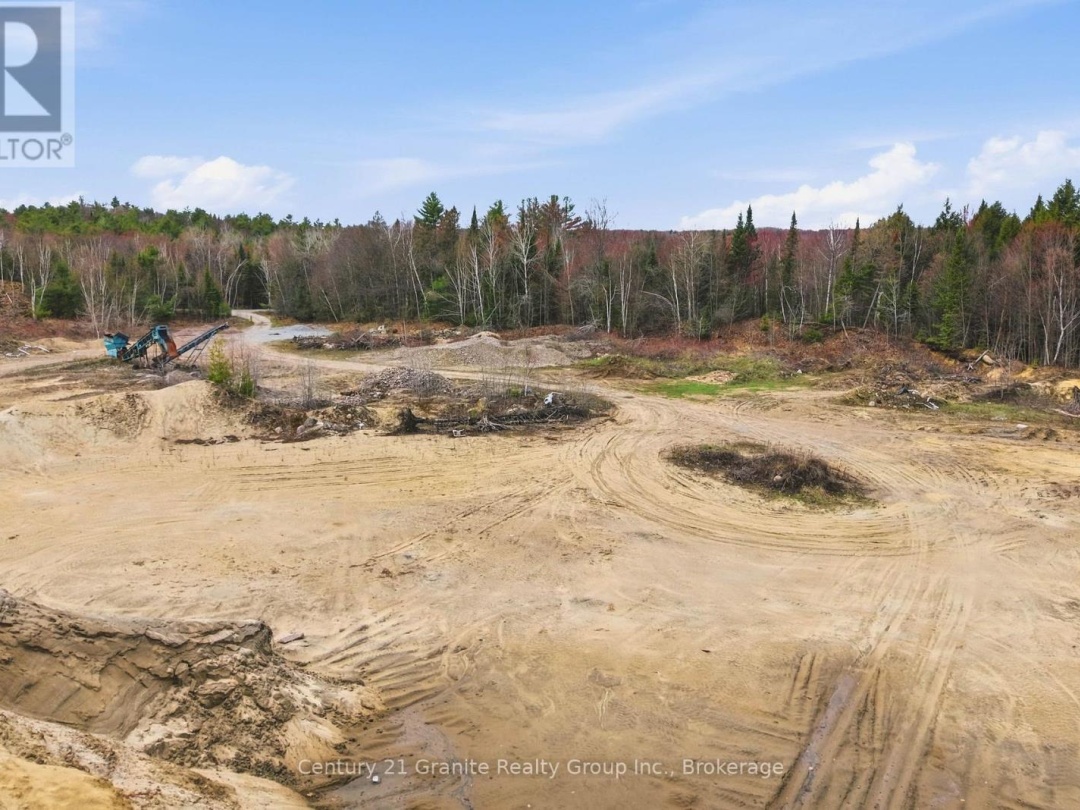 1314 HUNTER CREEK ROAD, Minden Hills (Lutterworth)