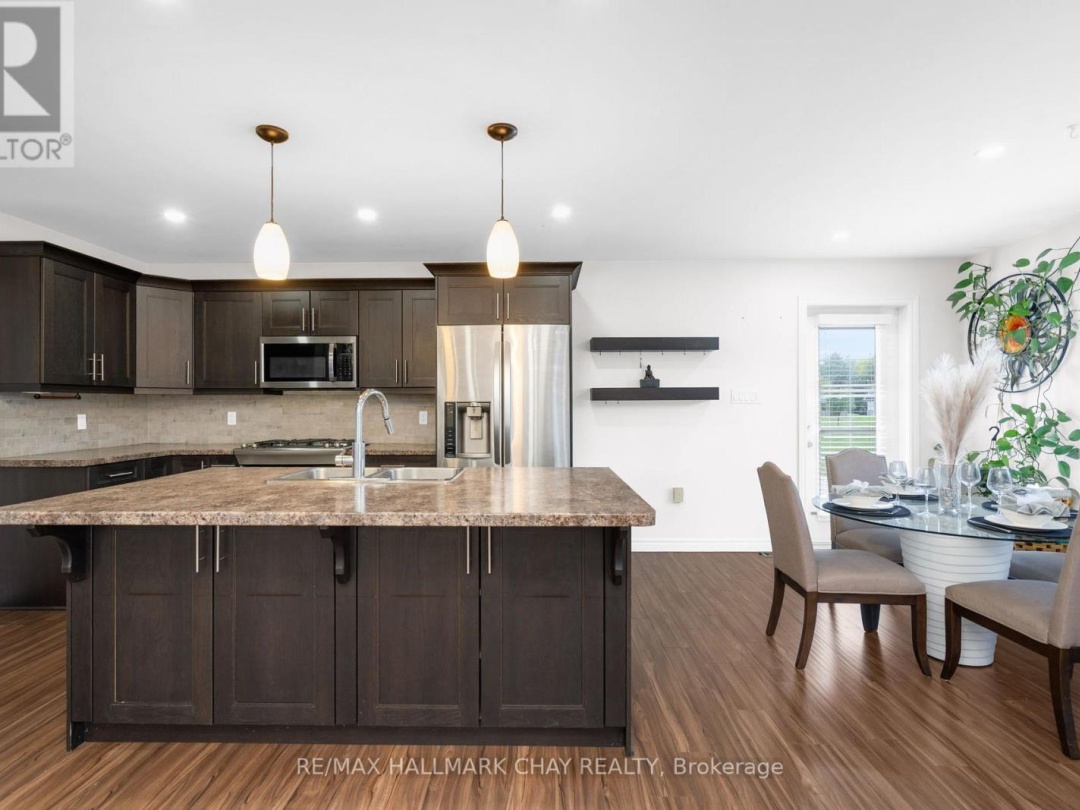 2052 MARCHMONT ROAD, 