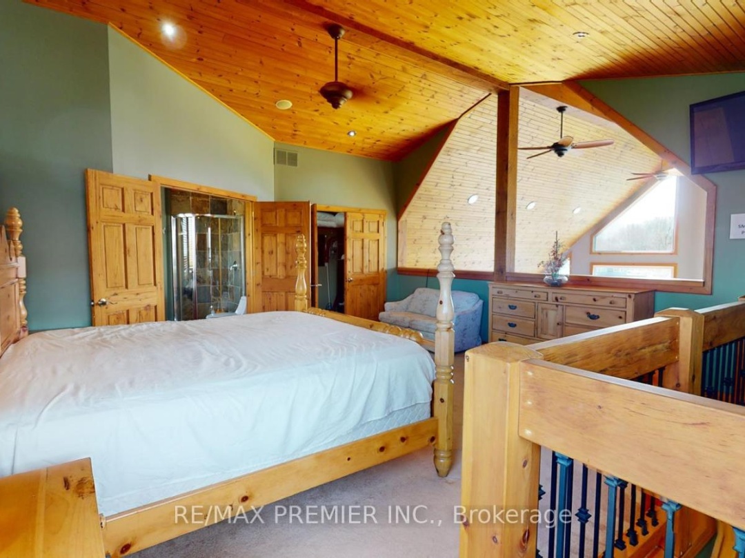 31 PARADISE BOULEVARD, Ramara