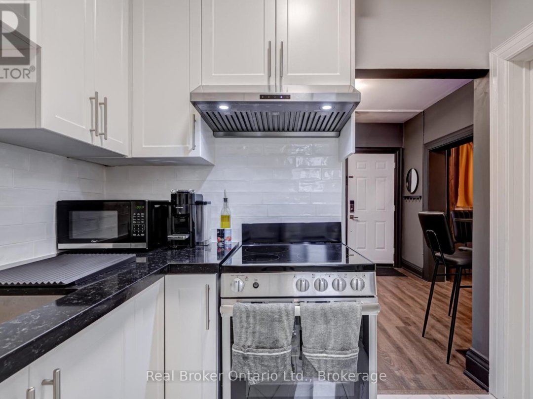 66 NOTTAWASAGA STREET, Orillia