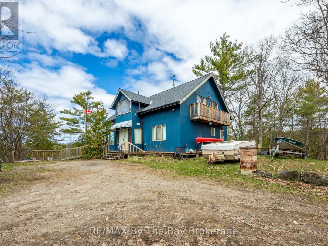609 SOUTH BAY ROAD, Georgian Bay