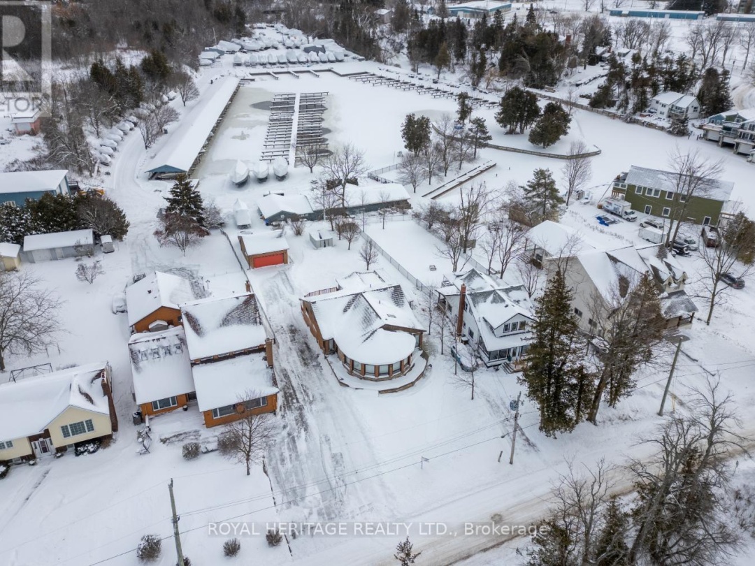 31 WELLINGTON STREET, 