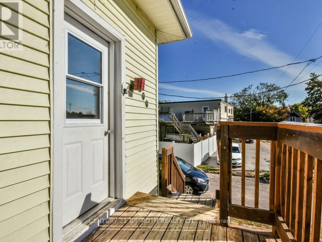 200 EDWARD STREET, 
