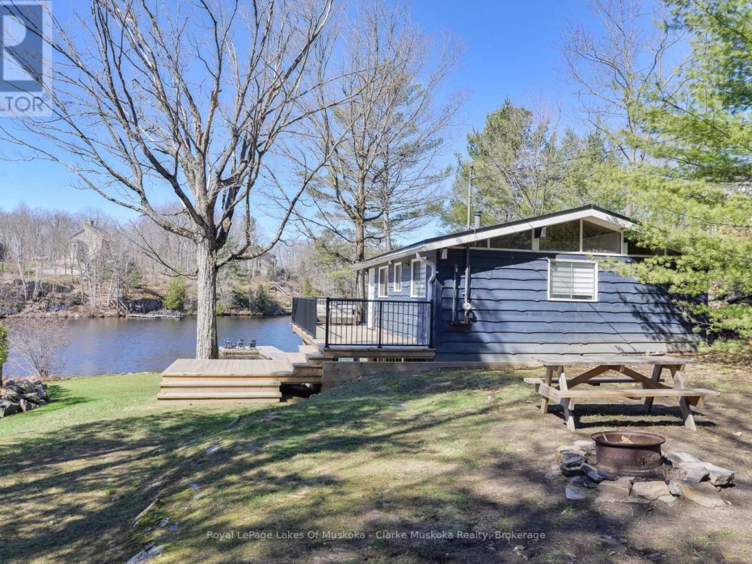 3258 LOON LANE, Gloucester Pool