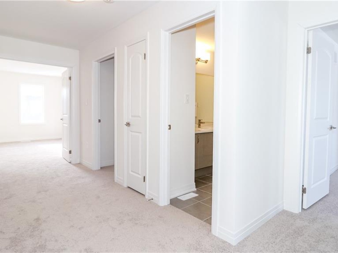 3778 SUNBANK Crescent, 