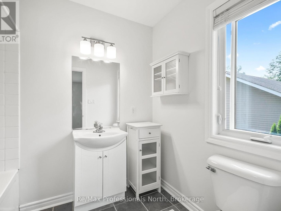 635 WAGNER STREET, 