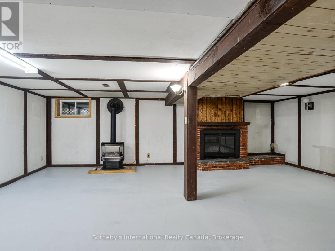 445 FARQUHAR STREET, 