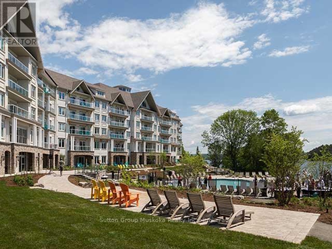 318 - 25 PEN LAKE POINT ROAD, 