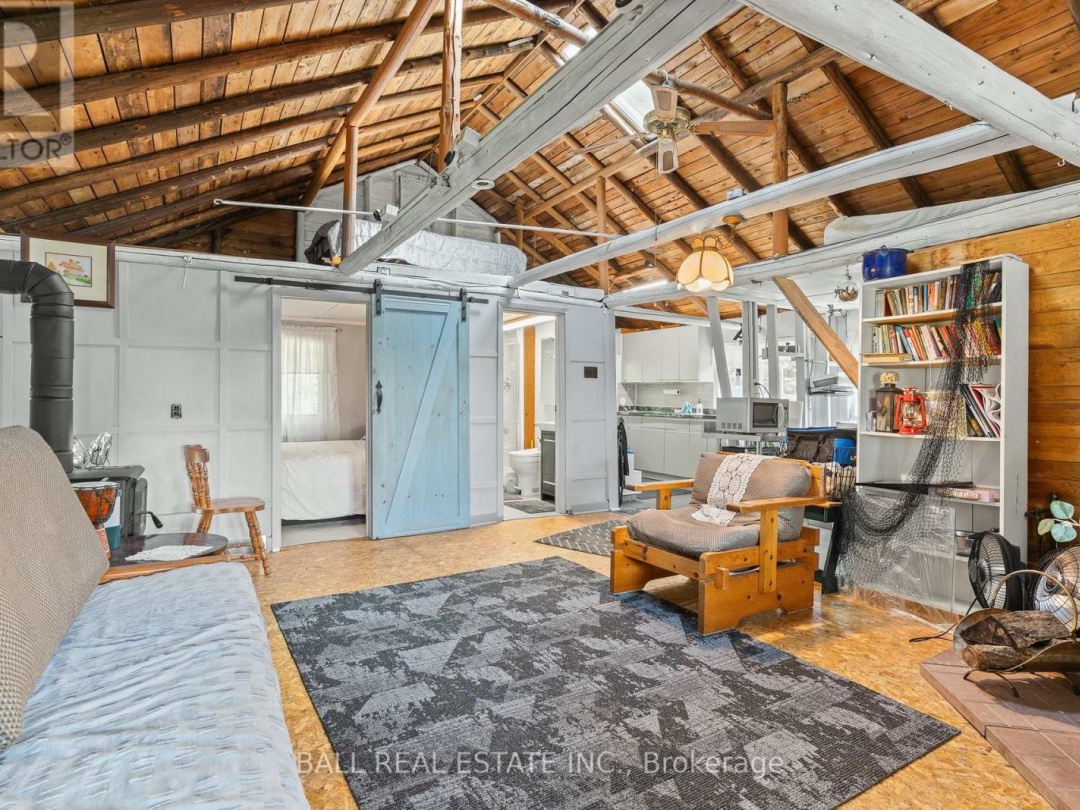 1017 EWLES DRIVE, Davis Lake