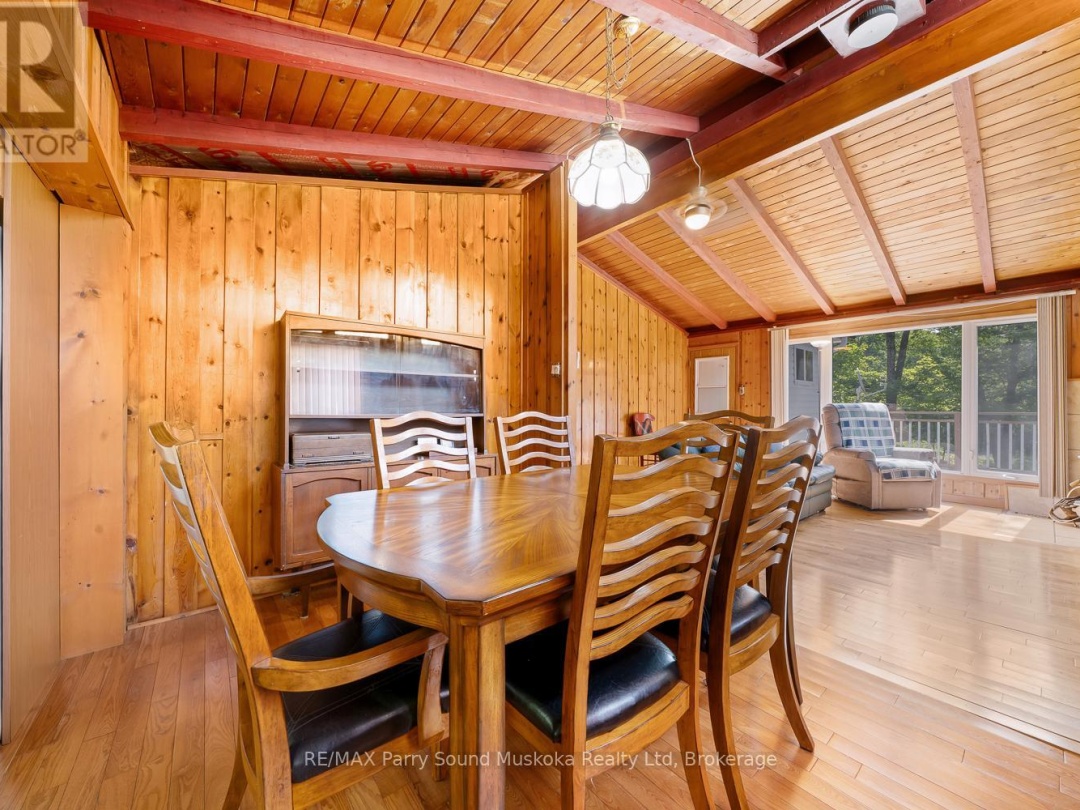 124 PINEWOOD ROAD, 