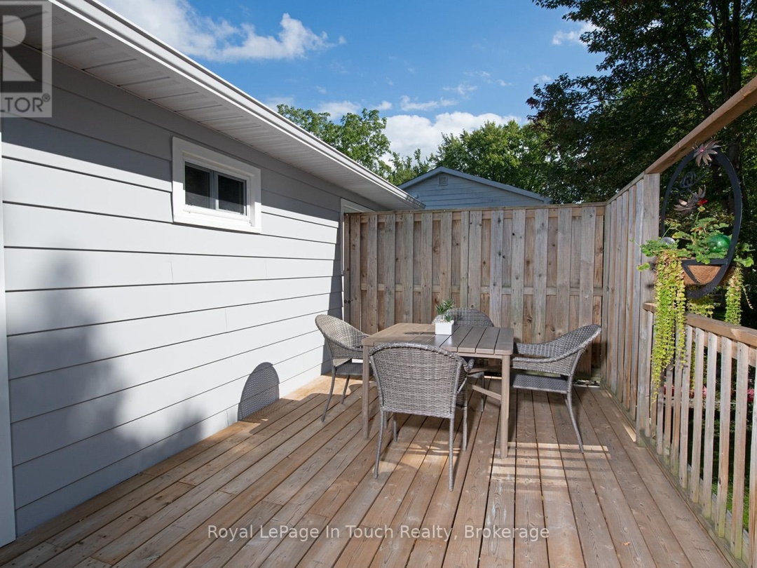 8 CYRIL MARTIN PLACE, 