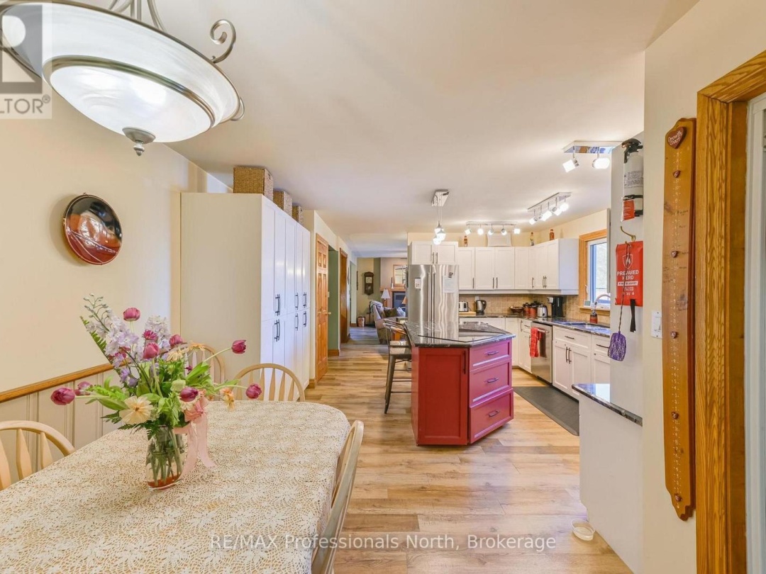 1392 TENNYSON ROAD, Bob Lake