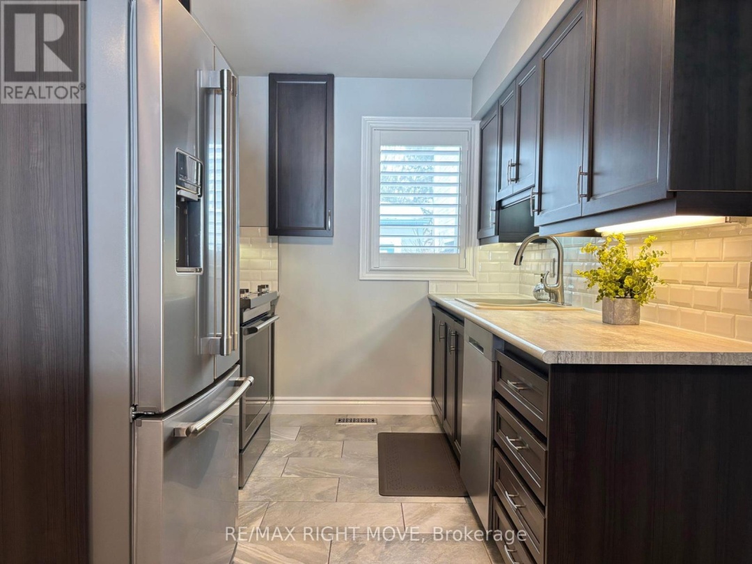 114 - 603 ATHERLEY ROAD, Lake Simcoe