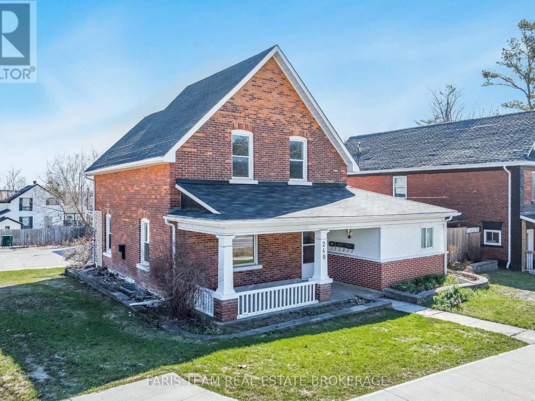 240 LACLIE STREET, Orillia