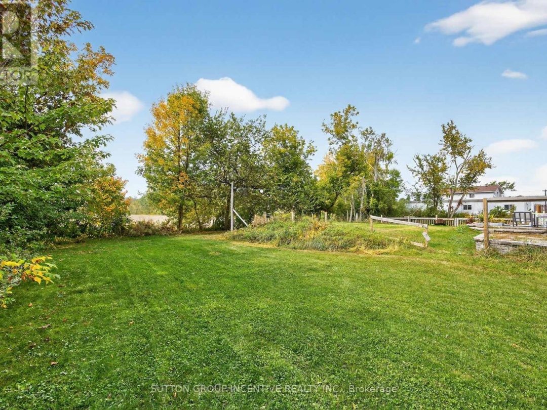 4652 PLUM POINT ROAD, 