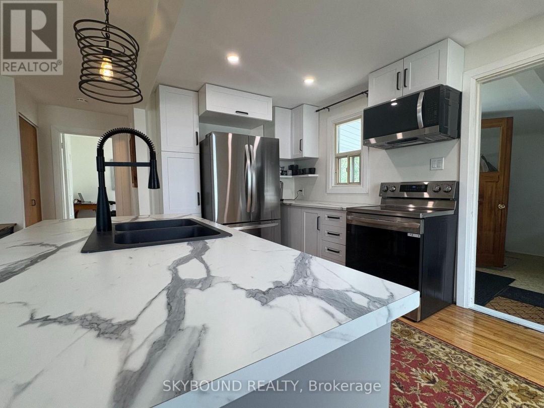 139 MEMORIAL AVENUE AVENUE, 