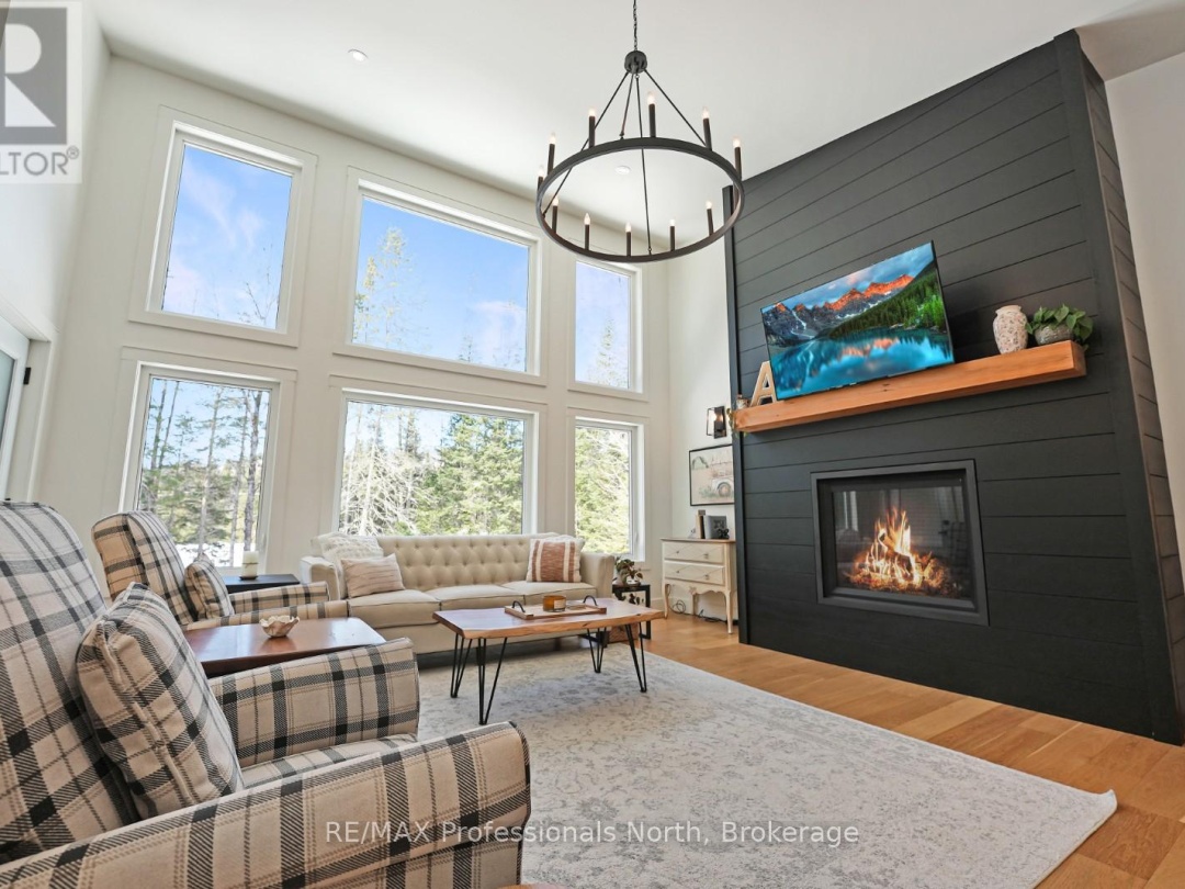 1086 STOTHART CREEK ROAD, Dysart et al (Dysart)