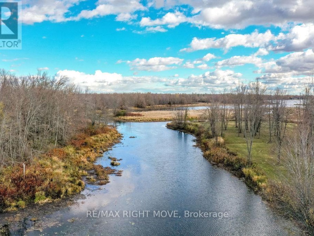 3811 LEO CRESCENT, Barnstable Bay