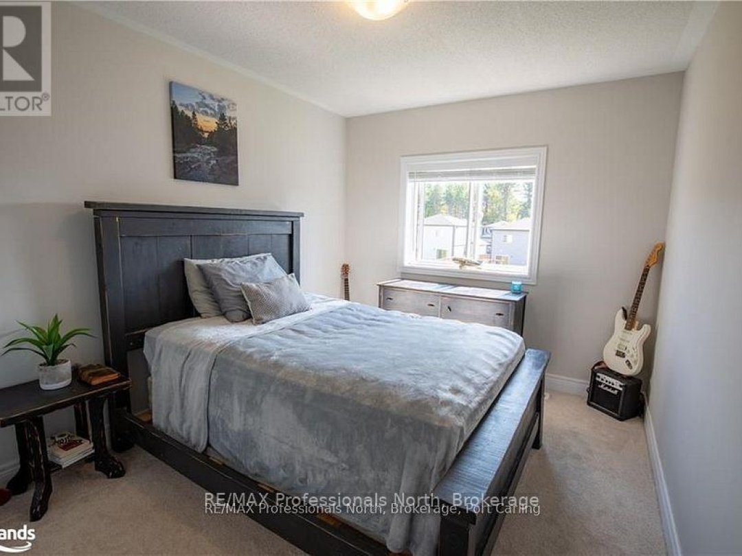 40 NICOLE PARK PLACE, Bracebridge (Macaulay)