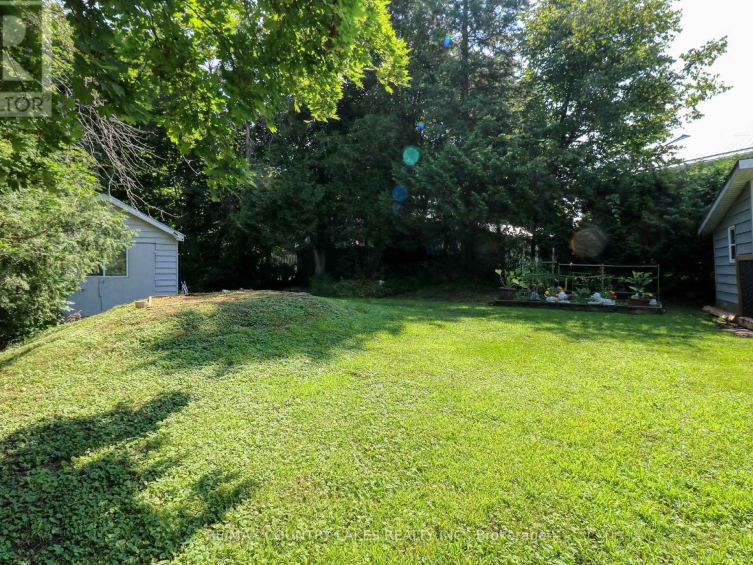 104 THE STEPS ROAD, 